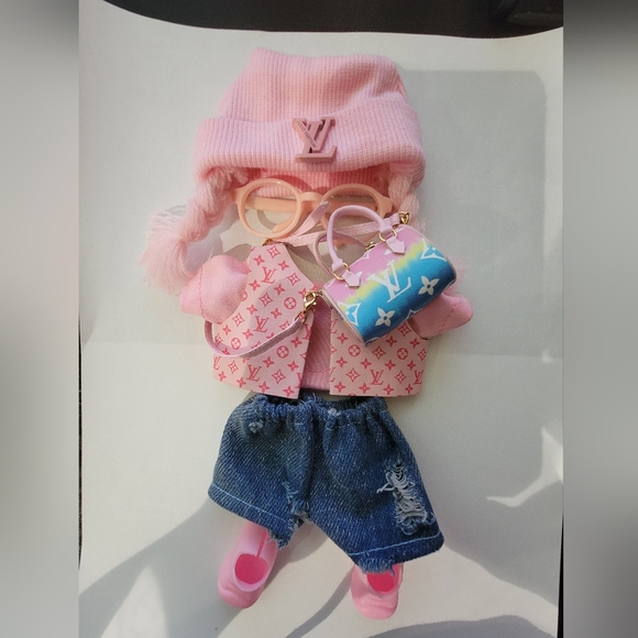 Labubu Clothes  7pcs outfit pink and Vest,Set/ DOLLS Not Included #12 - Picture 2 of 2